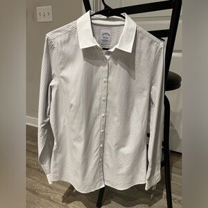 Brooks Brothers Women Sz 10 Striped No Iron Button Up Shirt Fitted EST 1818